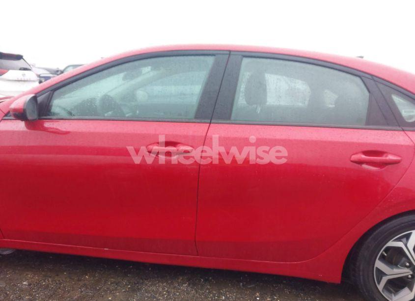 Photo 15 of 2021 Kia Forte LXS (VIN 3KPF24AD7ME330860)