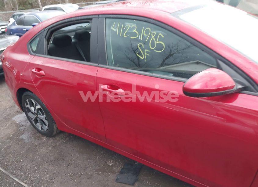 Photo 12 of 2021 Kia Forte LXS (VIN 3KPF24AD7ME349313)