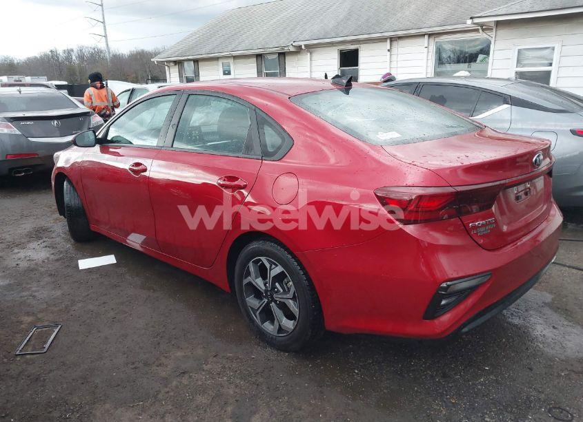Photo 3 of 2021 Kia Forte LXS (VIN 3KPF24AD7ME349313)