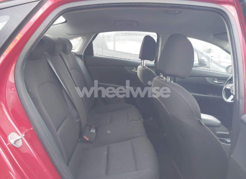 Photo 8 of 2021 Kia Forte LXS (VIN 3KPF24AD7ME349313)