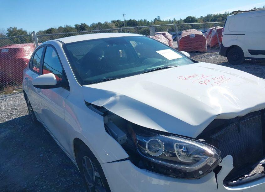 Photo 12 of 2021 Kia Forte LXS (VIN 3KPF24AD7ME372302)