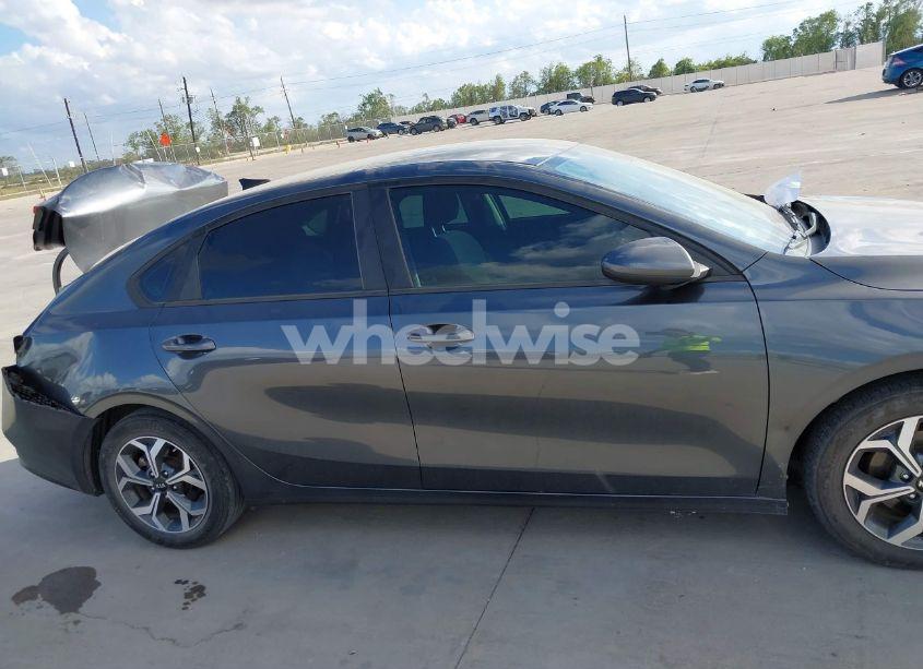 Photo 13 of 2021 Kia Forte LXS (VIN 3KPF24AD7ME373577)
