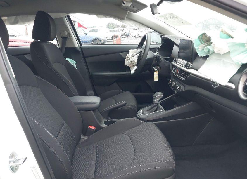 Photo 5 of 2021 Kia Forte LXS (VIN 3KPF24AD7ME375488)