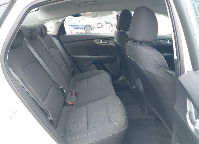 Photo 8 of 2021 Kia Forte LXS (VIN 3KPF24AD7ME375488)