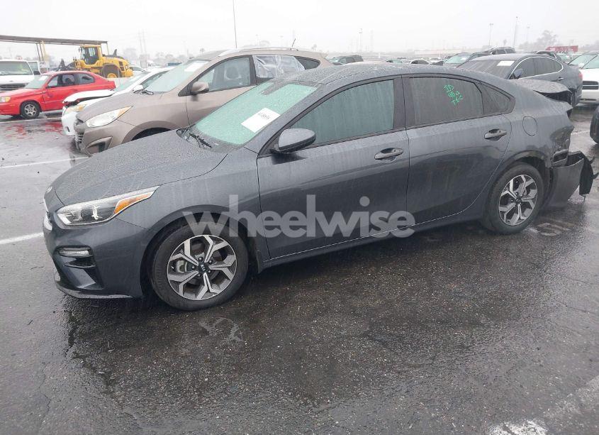 Photo 2 of 2021 Kia Forte LXS (VIN 3KPF24AD7ME376432)