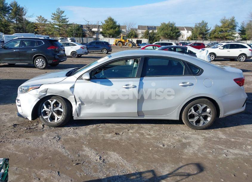 Photo 14 of 2021 Kia Forte LXS (VIN 3KPF24AD7ME386832)