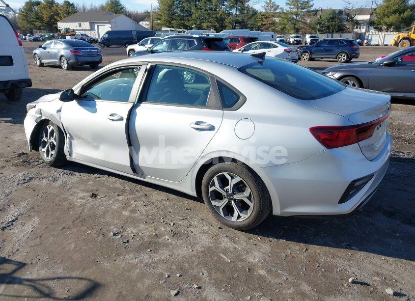 Photo 3 of 2021 Kia Forte LXS (VIN 3KPF24AD7ME386832)