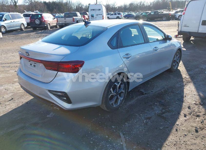 Photo 4 of 2021 Kia Forte LXS (VIN 3KPF24AD7ME386832)