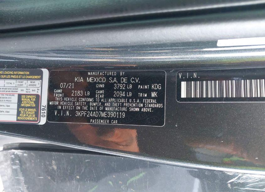 Photo 9 of 2021 Kia Forte LXS (VIN 3KPF24AD7ME390119)