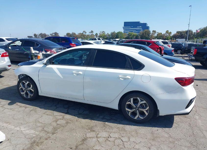 Photo 13 of 2021 Kia Forte LXS (VIN 3KPF24AD7ME390802)