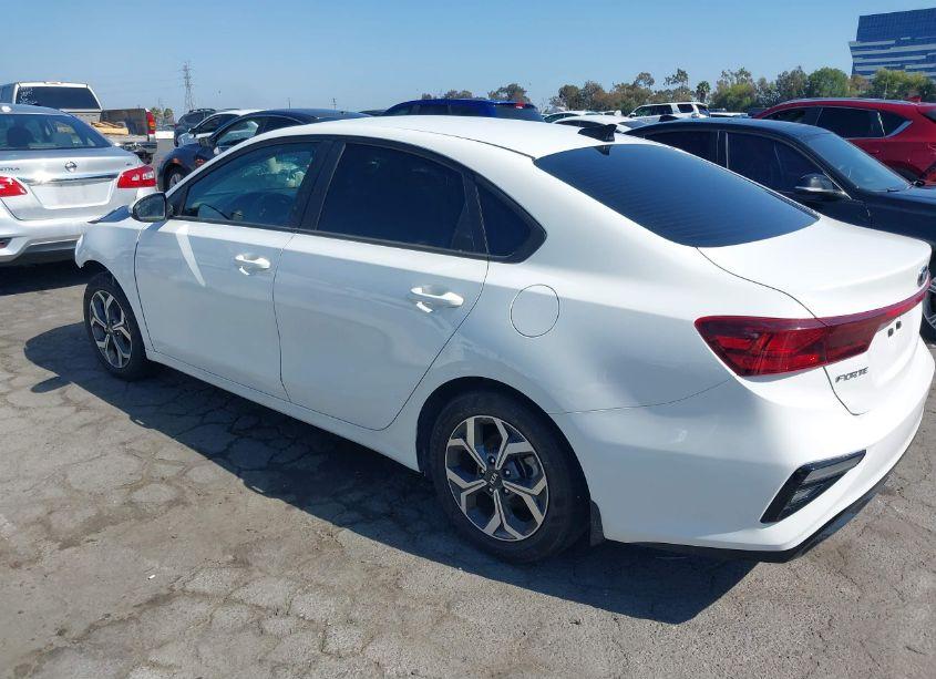 Photo 3 of 2021 Kia Forte LXS (VIN 3KPF24AD7ME390802)