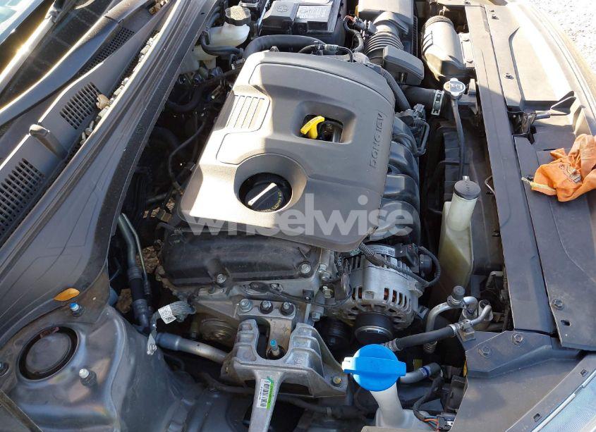 Photo 6 of 2021 Kia Forte LXS (VIN 3KPF24AD7ME391674)