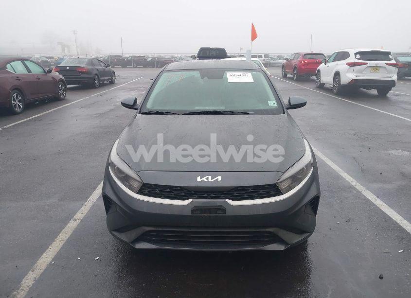Photo 12 of 2022 Kia Forte LXS (VIN 3KPF24AD7NE431768)