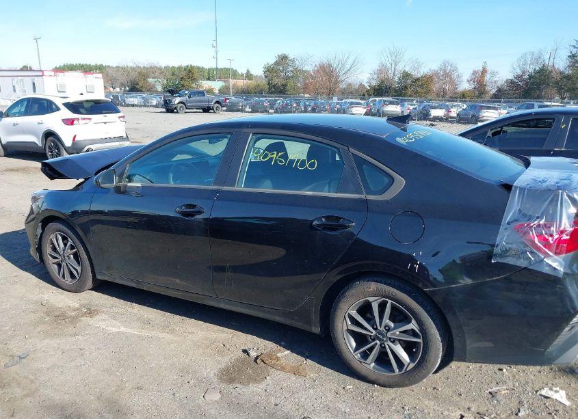 Photo 14 of 2022 Kia Forte LXS (VIN 3KPF24AD7NE438977)