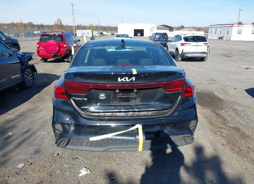 Photo 16 of 2022 Kia Forte LXS (VIN 3KPF24AD7NE438977)