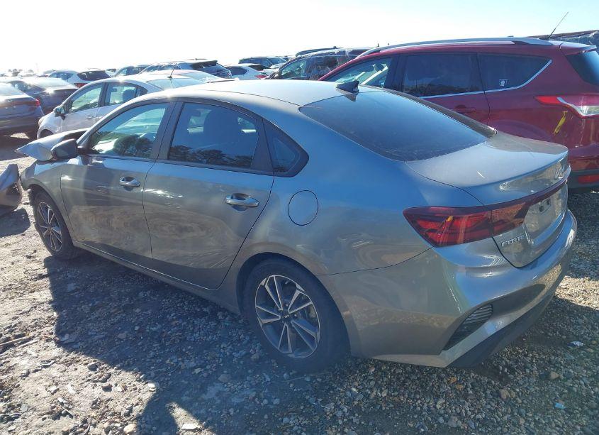 Photo 3 of 2022 Kia Forte LXS (VIN 3KPF24AD7NE456847)
