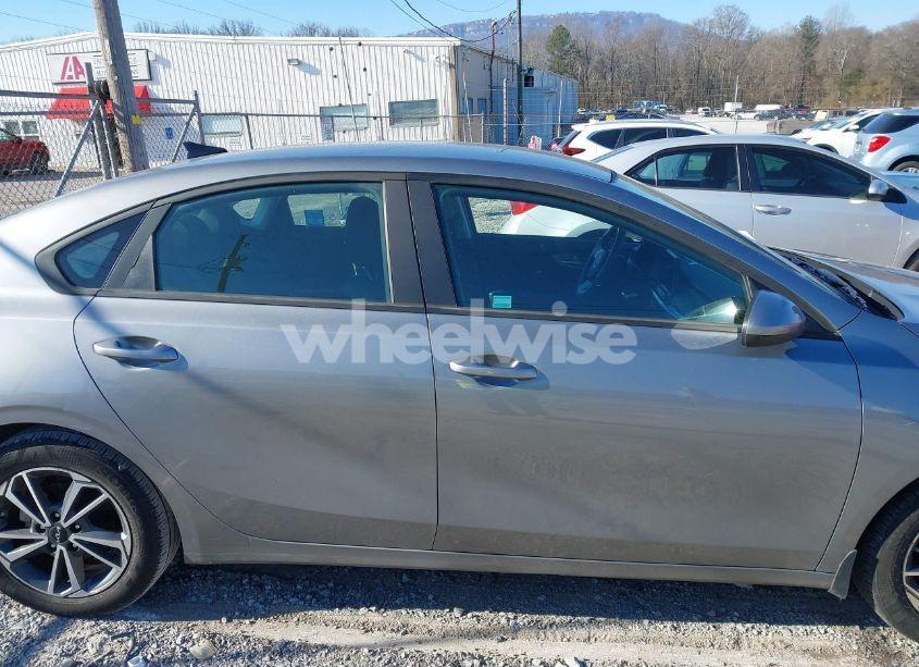 Photo 13 of 2022 Kia Forte LXS (VIN 3KPF24AD7NE465144)