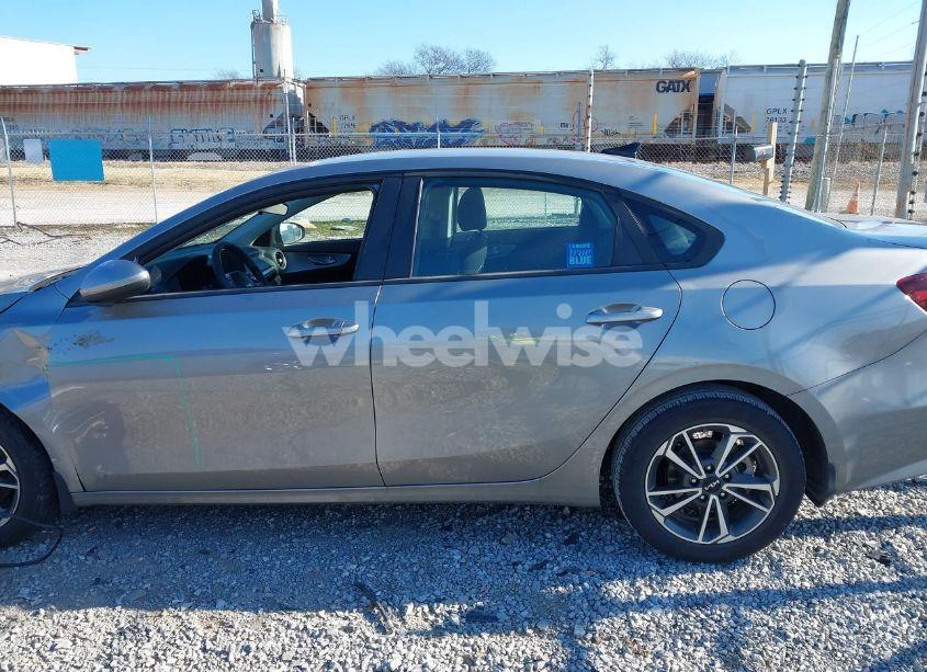 Photo 14 of 2022 Kia Forte LXS (VIN 3KPF24AD7NE465144)