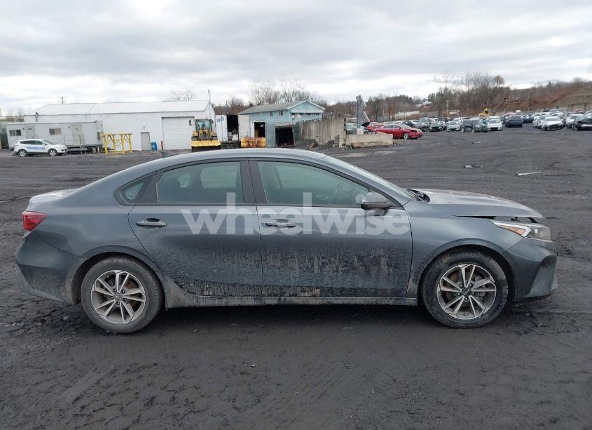 Photo 13 of 2022 Kia Forte LXS (VIN 3KPF24AD7NE471476)