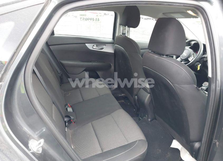 Photo 8 of 2022 Kia Forte LXS (VIN 3KPF24AD7NE471476)