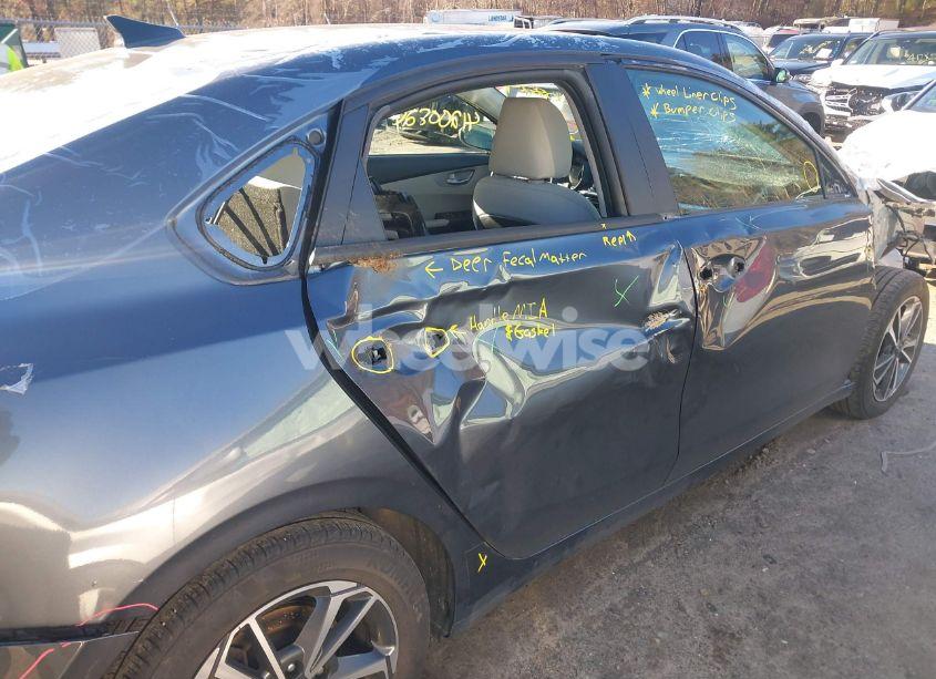 Photo 6 of 2022 Kia Forte LXS (VIN 3KPF24AD7NE488763)