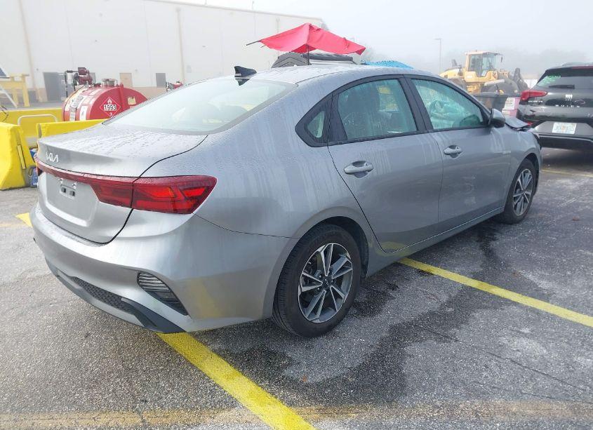 Photo 4 of 2023 Kia Forte LXS (VIN 3KPF24AD7PE542601)