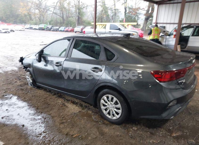 Photo 3 of 2023 Kia Forte LX (VIN 3KPF24AD7PE642844)