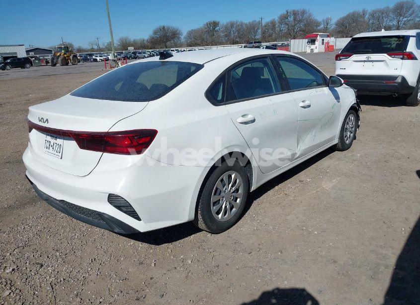 Photo 4 of 2023 Kia Forte LX (VIN 3KPF24AD7PE645999)