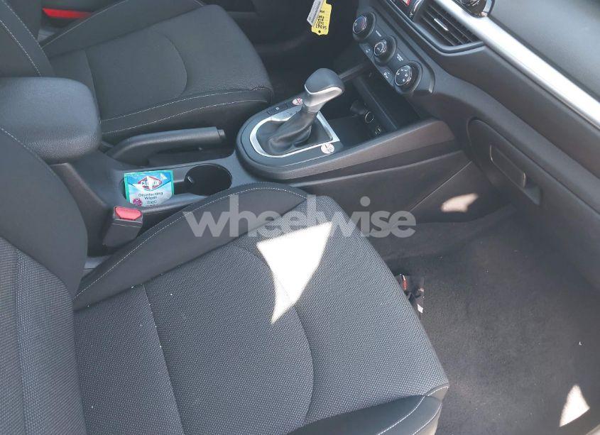 Photo 8 of 2023 Kia Forte LX (VIN 3KPF24AD7PE645999)