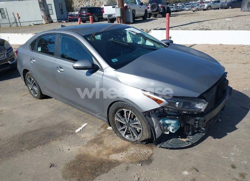 2023 Kia Forte LXS (VIN 3KPF24AD7PE672054) main photo