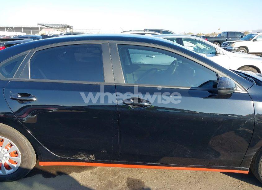 Photo 13 of 2023 Kia Forte LX (VIN 3KPF24AD7PE684267)