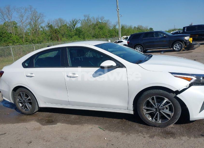 Photo 13 of 2023 Kia Forte LXS (VIN 3KPF24AD7PE688495)