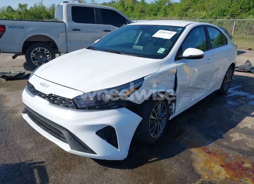 Photo 2 of 2023 Kia Forte LXS (VIN 3KPF24AD7PE688495)