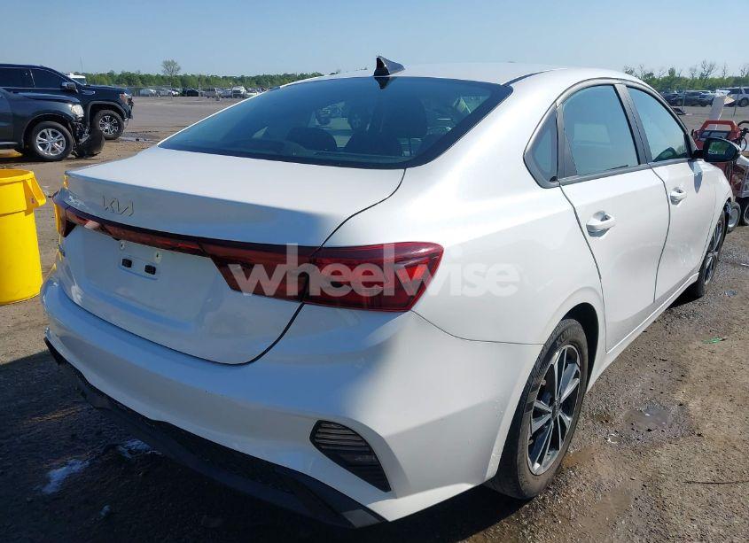 Photo 4 of 2023 Kia Forte LXS (VIN 3KPF24AD7PE688495)