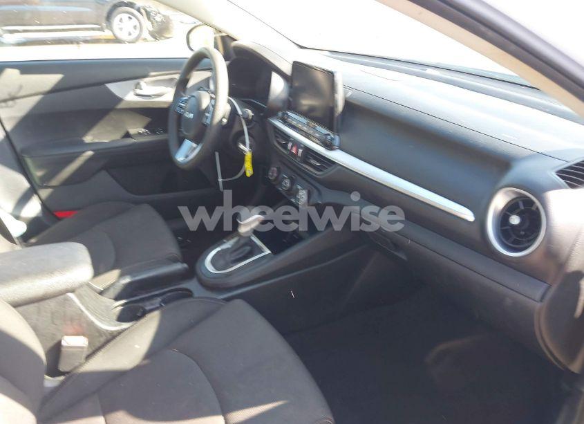 Photo 5 of 2023 Kia Forte LXS (VIN 3KPF24AD7PE688495)