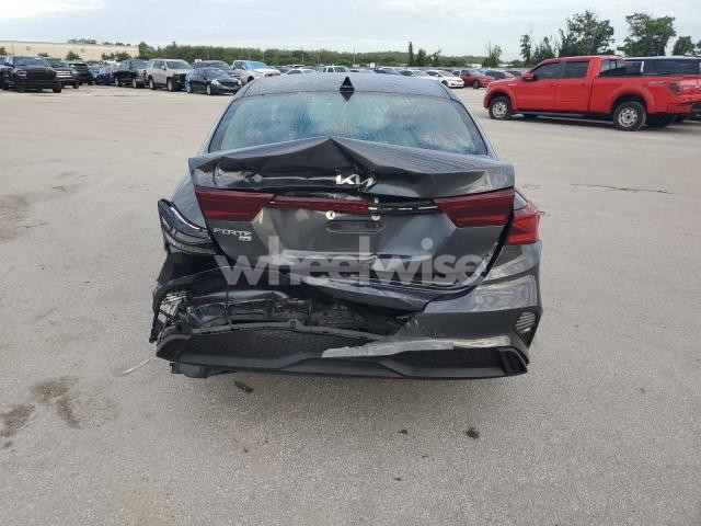 Photo 6 of 2024 KIA FORTE LX (VIN 3KPF24AD7RE697717)
