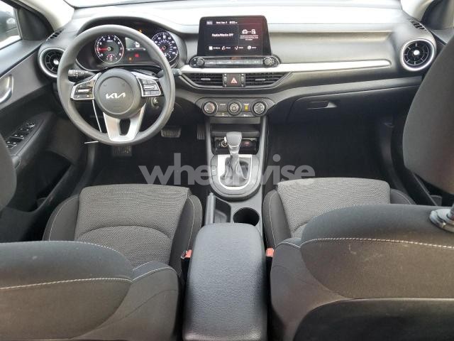 Photo 8 of 2024 KIA FORTE LX (VIN 3KPF24AD7RE697717)