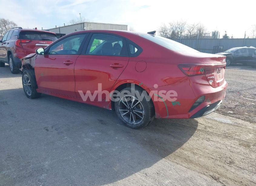 Photo 3 of 2024 Kia Forte LXS (VIN 3KPF24AD7RE698771)