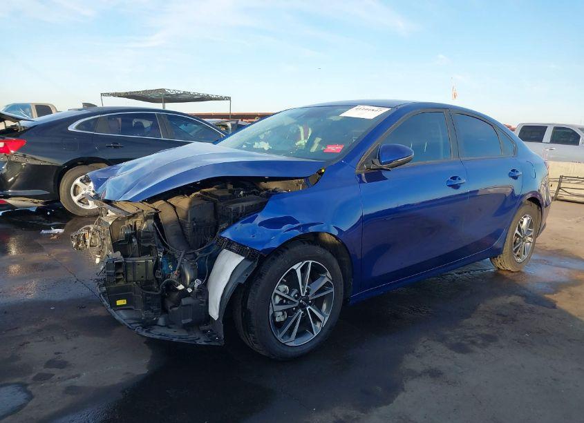 Photo 2 of 2024 Kia Forte LXS (VIN 3KPF24AD7RE737570)