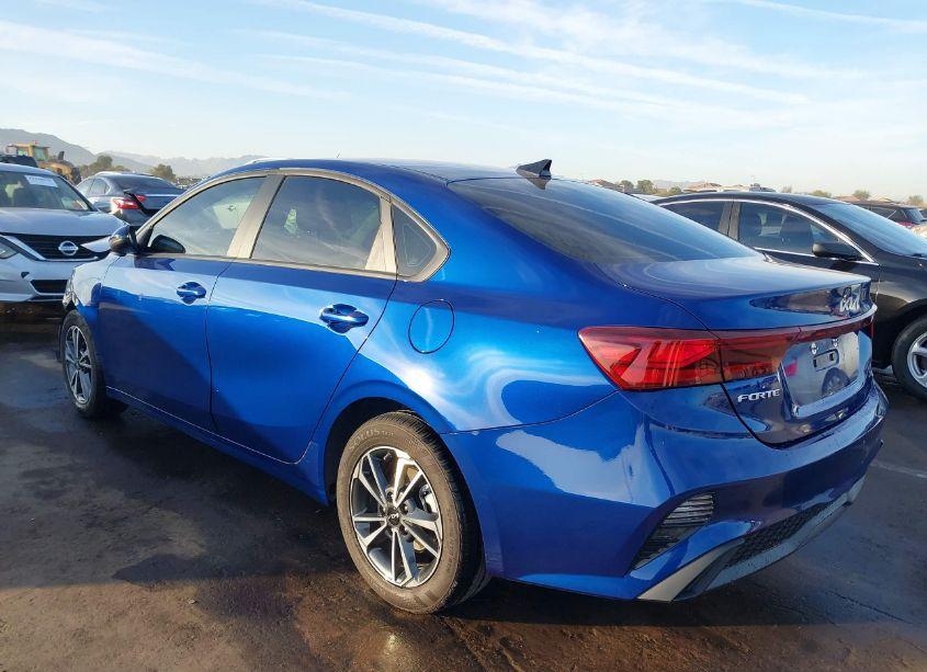 Photo 3 of 2024 Kia Forte LXS (VIN 3KPF24AD7RE737570)