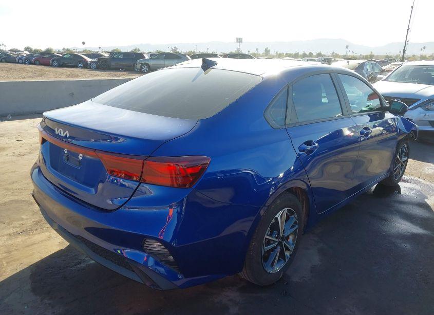 Photo 4 of 2024 Kia Forte LXS (VIN 3KPF24AD7RE737570)
