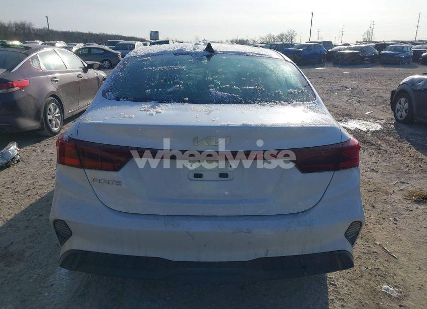 Photo 17 of 2024 Kia Forte LXS (VIN 3KPF24AD7RE767443)