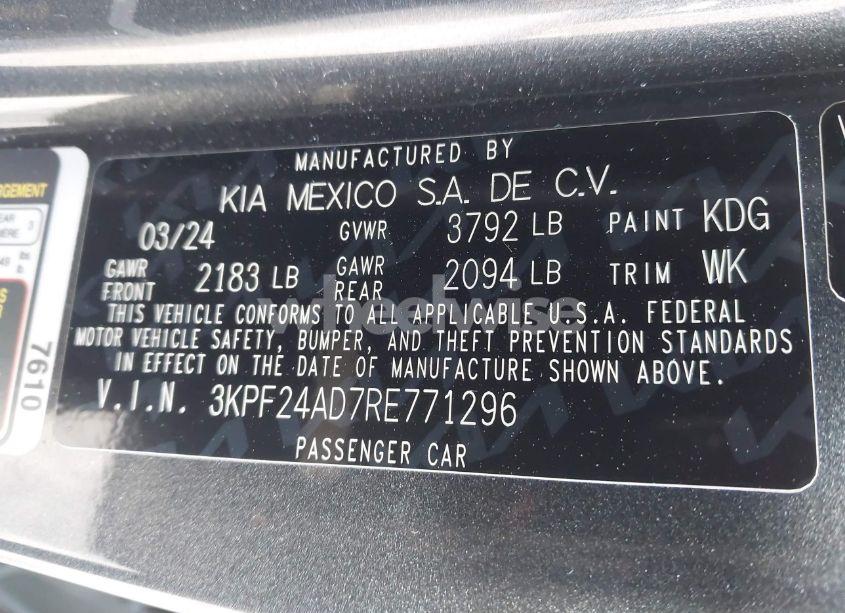 Photo 9 of 2024 Kia Forte LXS (VIN 3KPF24AD7RE771296)