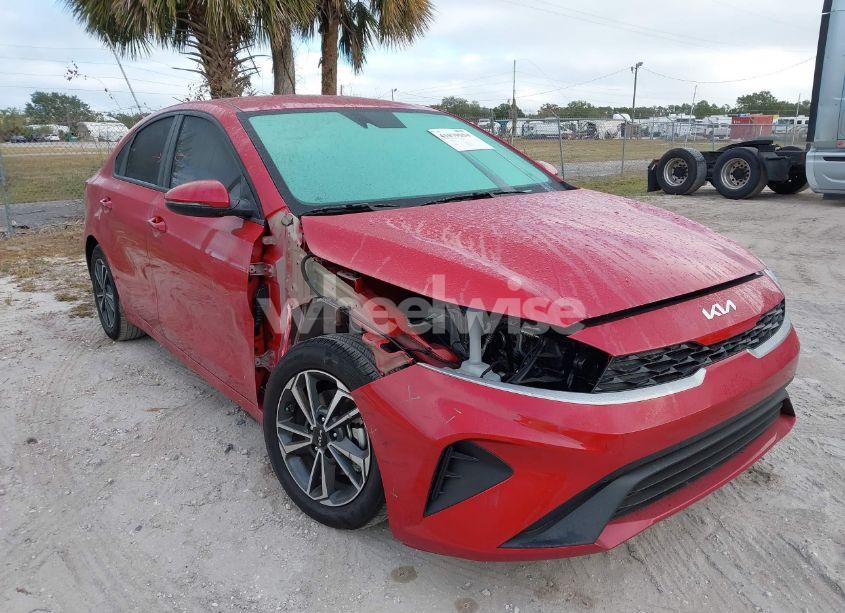 2024 Kia Forte LXS (VIN 3KPF24AD7RE784145) main photo