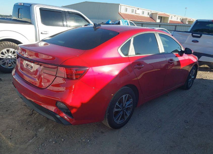 Photo 4 of 2024 Kia Forte LXS (VIN 3KPF24AD7RE800876)