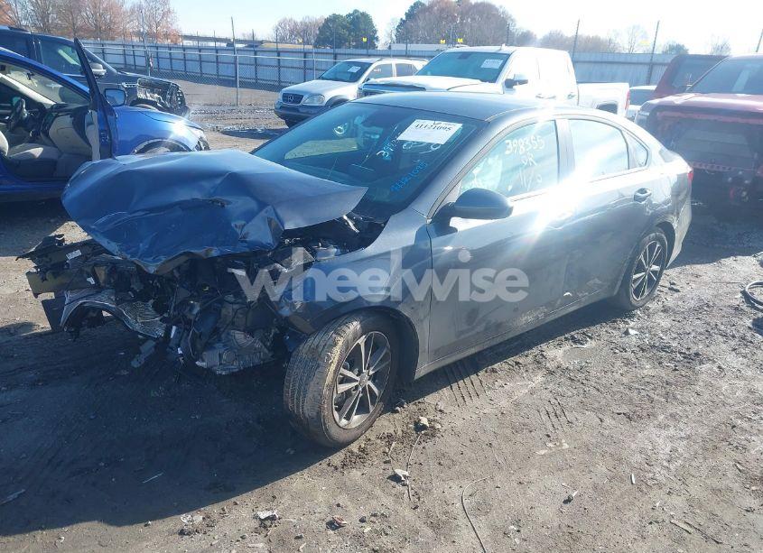 Photo 2 of 2024 Kia Forte LXS (VIN 3KPF24AD7RE829262)