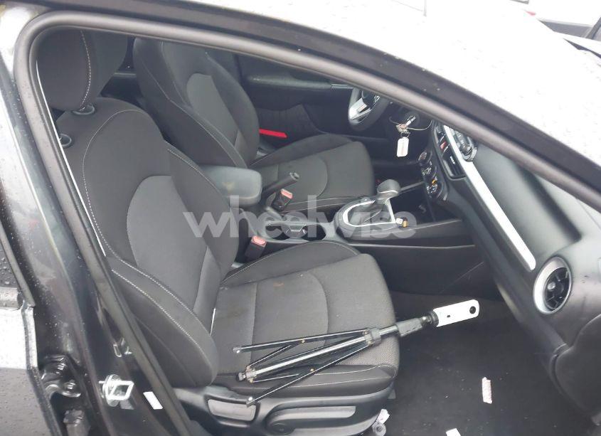 Photo 5 of 2024 Kia Forte LXS (VIN 3KPF24AD7RE836695)