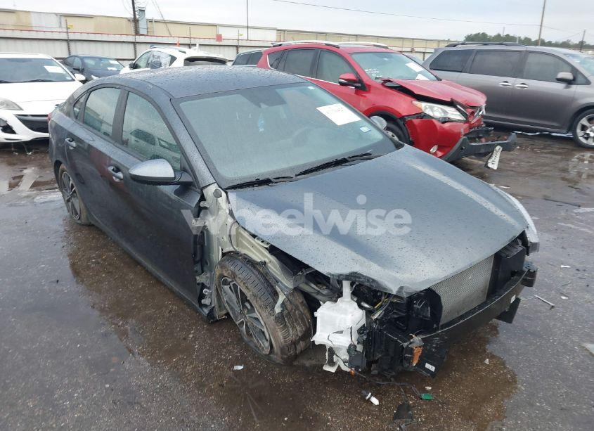 Photo 6 of 2024 Kia Forte LXS (VIN 3KPF24AD7RE836695)