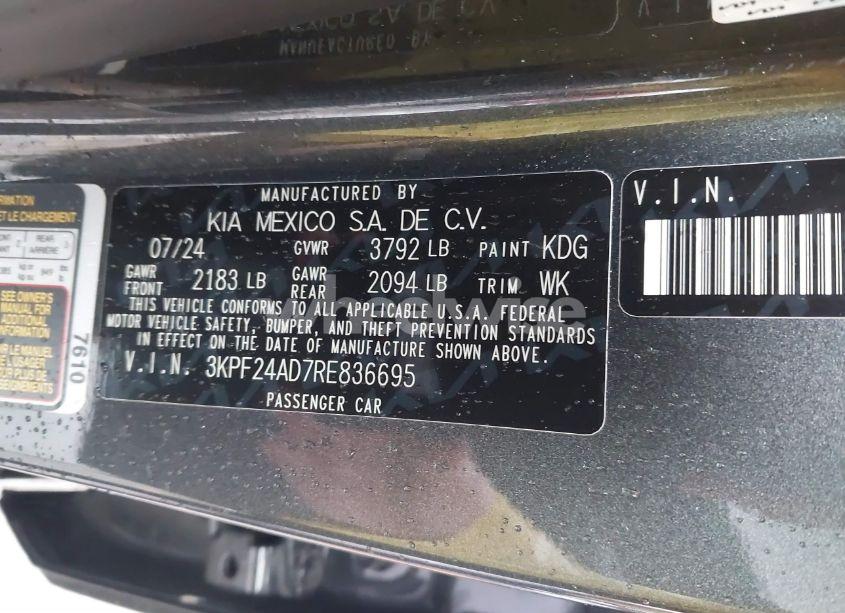 Photo 9 of 2024 Kia Forte LXS (VIN 3KPF24AD7RE836695)
