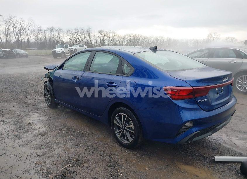 Photo 3 of 2024 Kia Forte LXS (VIN 3KPF24AD7RE839872)